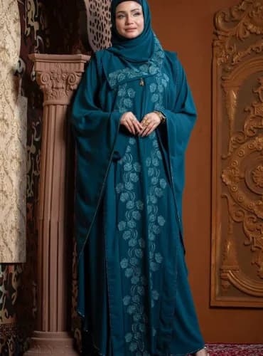 Crimson Elegance Party Borka Set